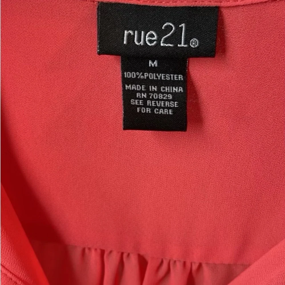 Coral blouse - Picture 3 of 4